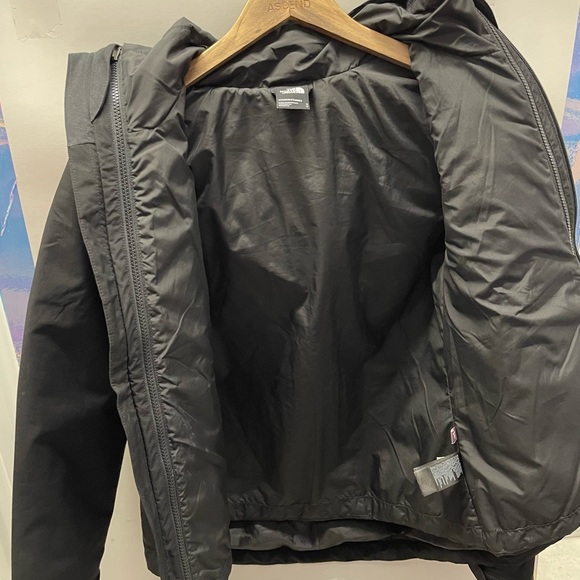 The North Face THREE Jackets in ONE!! Women’s Carto Triclimate® Jacket - Picture 11 of 17